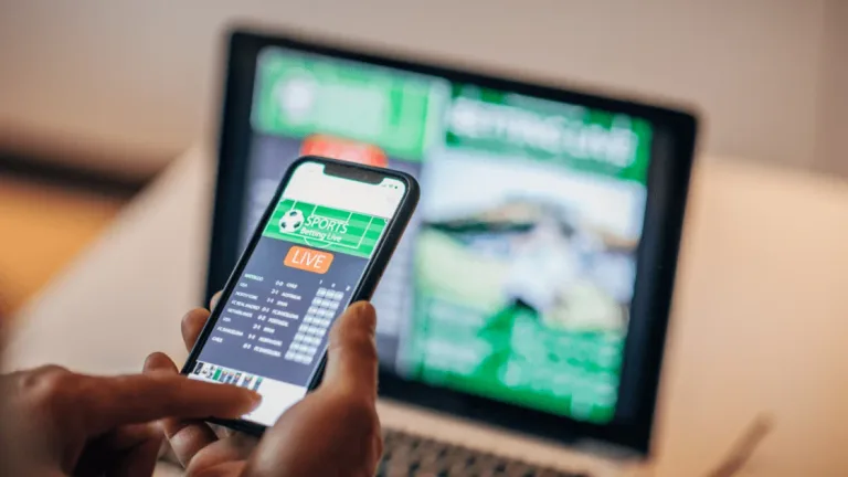 Application ou site web ? Déployez votre idée sur la meilleure plateforme !