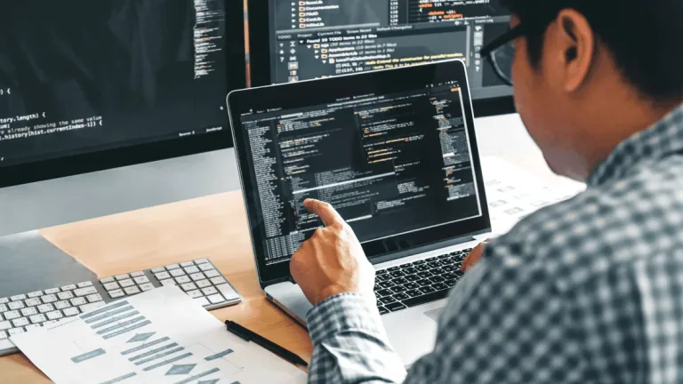 Création de votre site internet : Faites appel un développeur Web Full Stack
